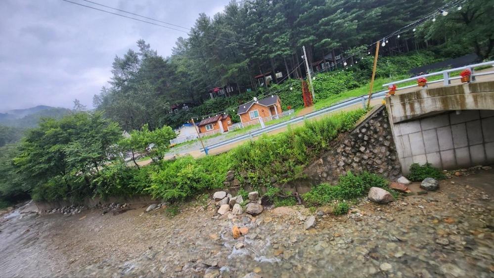 Hongcheon Gongjaksan Recreational Forest Pension Exterior foto