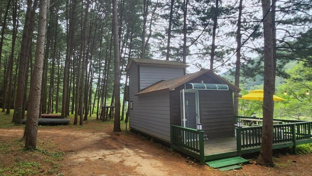 Hongcheon Gongjaksan Recreational Forest Pension Exterior foto